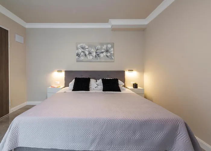 Apartments Makris No1
