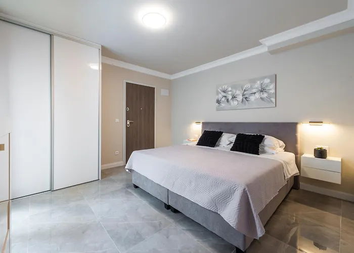 Apartments Makris No1